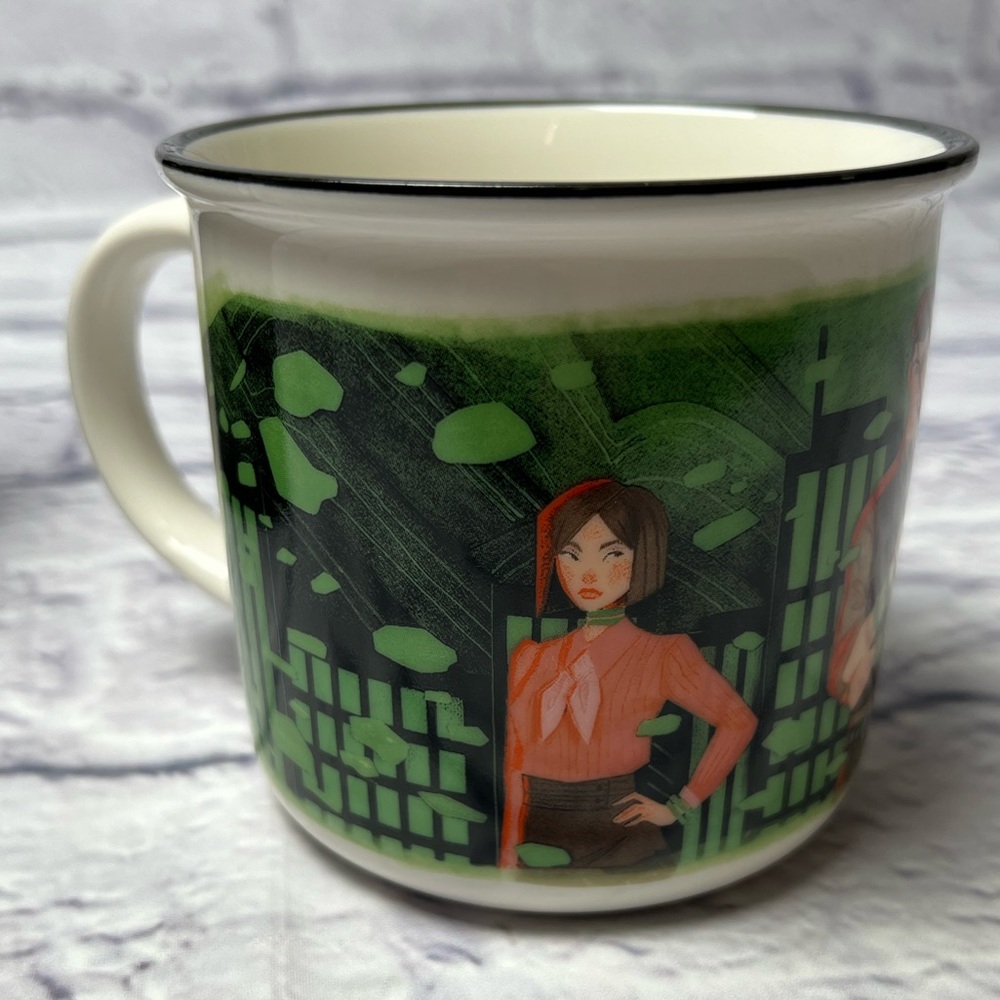 Illumicrate Cut & Carve Jade City Black and Green Mug - Picture 4 of 9
